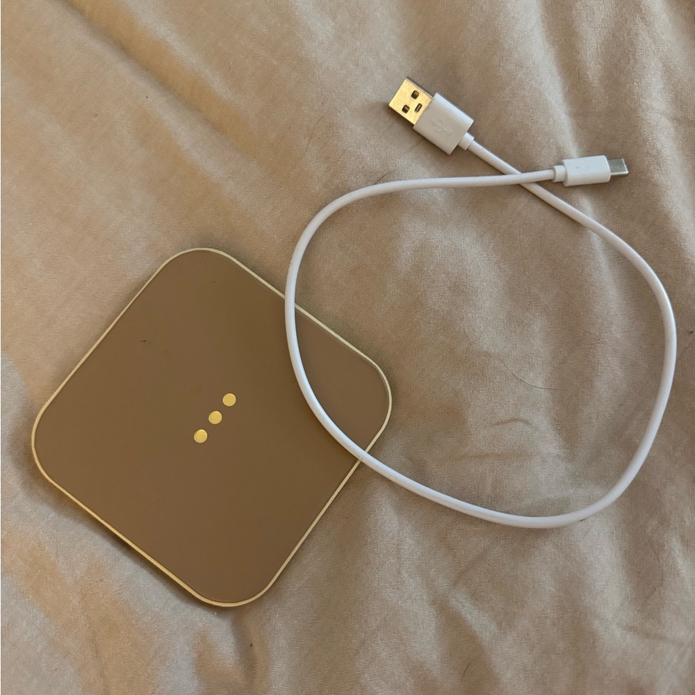 Rose Gold Leather Courant 1 Wireless Charger with USB Cable
